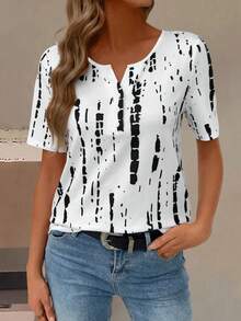 EMERY ROSE Plus Size Women V-Neck Casual Versatile Daily Wear Short Sleeve T-Shirt - Multicolor - View 1