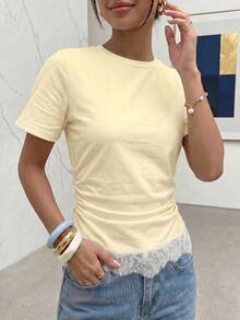 Modelyn 女士春夏白色针织短袖T恤，白色蕾丝饰边腰部收褶，通勤休闲两相宜 - 杏色 - 查看 4