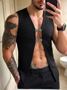 Manfinity Dauomo 男士性感度假风开衩紧身金属扣背心 - 黑色 - 查看 3
