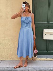 Serisse Đầm slip denim thời trang nữ cho mùa hè, trang phục lễ hội, đi làm, nghỉ mát, tốt nghiệp, phong cách Y2K, dễ thương, thời trang đường phố, quyến rũ, dự tiệc, đám cưới, thanh lịch, công sở, đi biển, tốt nghiệp. Đầm midi denim màu xanh nhạt cho nữ với dây đeo, phần ngực xếp ly và chi tiết buộc dây, phong cách mùa hè. Đầm midi denim hai dây màu xanh nhạt cho nữ với chi tiết buộc dây phía trước và phần thân trên kiểu corset, điểm nhấn trang phục mùa hè và chân váy xòe thoải mái. - Màu xanh lam - Xem 5