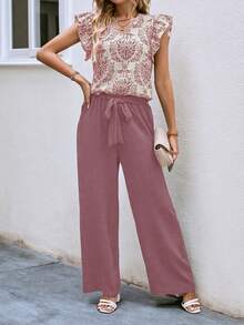 SHEIN PETITE Bộ đồ nữ mùa hè màu hồng in hoa, áo tay loe cổ chữ V dáng rộng và quần ống rộng, trang phục thường ngày phong cách bohemian, thích hợp cho kỳ nghỉ, đi biển, dạo phố, chụp ảnh, dự tiệc âm nhạc. - Hồng - Xem 6