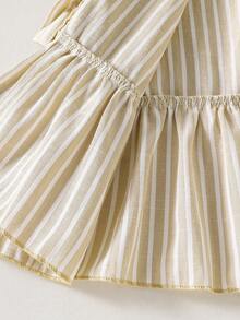 SHEIN Sparklyn Tween Girl Striped Sleeveless Shirt With Bow Button And Elongated Pants 2 Pieces Set - Multicolor - View 7