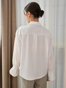 DAZY Camisa con puños plisados y hombros caídos, blusas de manga larga, ropa de otoño con estilo preppy - Blanco - Ver 2