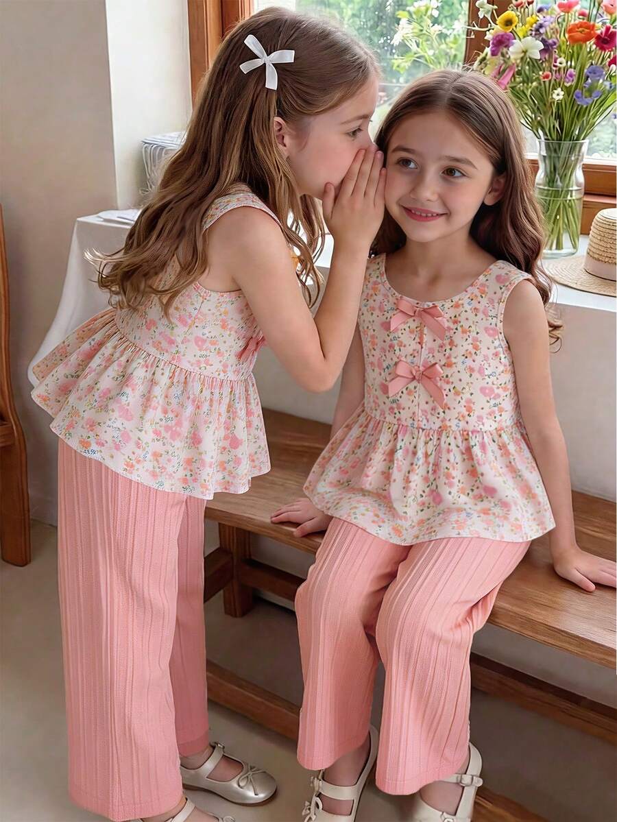 SHEIN Elladie kids 女童两件套碎花套装,粉色蝴蝶结装饰无袖上衣+纹理阔腿裤,甜美可爱夏季休闲装 - 粉色 - 查看 1