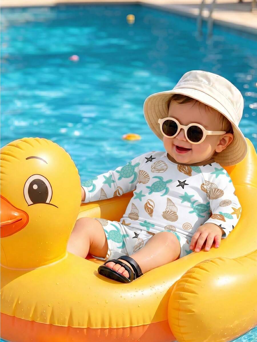 Bộ đồ bơi thời trang mới cho bé trai, bộ hai mảnh tay dài và quần đùi.