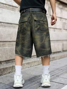 Manfinity EMRG Men's Casual Multi-Pocket Embroidered Cargo Camo Denim Shorts, Street Fashion - Army Green - View 2