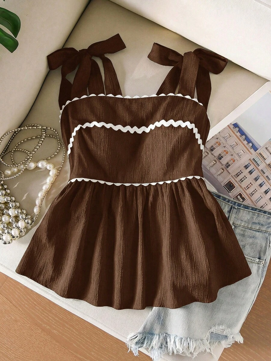 CosyJoli Plus Size Women Wavy Strap Knotted Shoulder Camisole - Brown - View 1