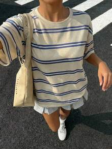 复古韩版时尚百搭彩色条纹图案少女休闲印花宽松落肩短袖T恤，适合摄影、露营、秋季、冬季、返校、派对、夏季、婚礼、海滩、毕业典礼等场合，时尚优雅，休闲百搭，适合外出、约会、通勤等各种场合，闪亮亮片，优雅高贵，适合度假、休闲、Y2K风格等。 - 彩色 - 查看 6