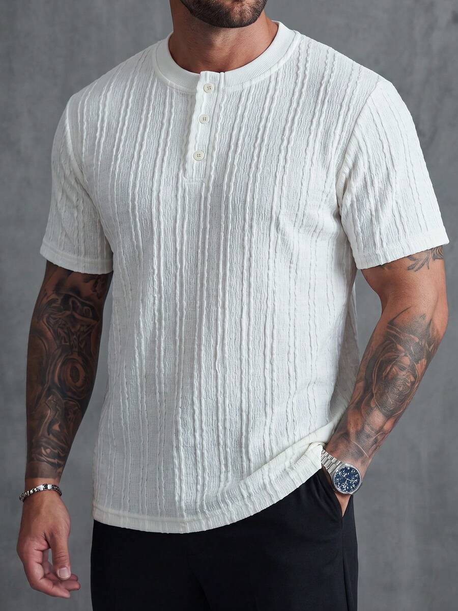 Manfinity CasualCool Áo thun nam màu trắng dệt kim, chất liệu có họa tiết, kiểu dáng giản dị, phù hợp mặc ở nhà. - trắng - Xem 1