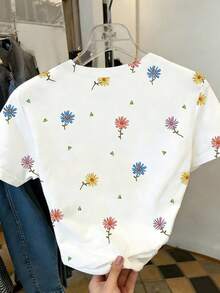 少女休闲清新雏菊碎花短袖圆领T恤白色上衣，适合夏季日常穿着和外出活动 - 彩色 - 查看 2
