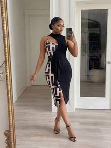 SHEIN Lady Plus Size Women Geometric Print Patchwork Color Block Open Slit Elegant Waist Fitted Party Holiday Dress Black Summer - Multicolor - View 5