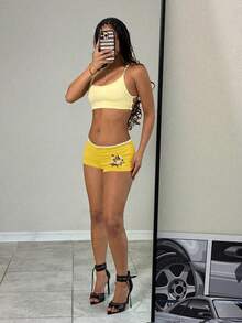 Flirla Quần short nữ thêu hoa lãng mạn - Nhiều màu - Xem 7