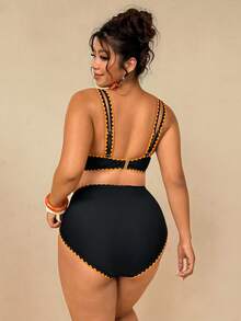 Travachic Bộ bikini cỡ lớn dành cho nữ, họa tiết hoa đen và cam, kiểu dáng khoét eo, thích hợp cho kỳ nghỉ. - màu đen - Xem 2