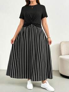 Shapeblank Conjunto de 2 Peças Feminino Plus Size Primavera/Verão, Moda Casual, Solto, Confortável, Básico, Versátil, Emagrecedor, Top Preto de Manga Curta e Saia Longa Listrada Preto e Branco com Cintura Elástica, Roupa para Passeio, Estilo Minimalista, Conjunto de 2 Peças de Verão - Preto - Visão 6