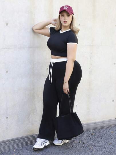 CHERRY TINTT SELECTION Black & White Contrast Color T-Shirt And Pants Set, Plus Size Women