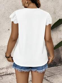 SHEIN LUNE Women's Plus Size Round Neck Striped Contrast Lace Slim Fit Fashion T-Shirt - Multicolor - View 2