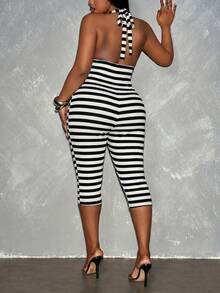 Slaydiva Jumpsuit Wanita Ukuran Plus Tanpa Lengan Model Halter Warna Hijau Alpukat Terbaru Musim Semi/Panas dengan Simpul Ikat, Leher V Dalam, dan Potongan Sebagian, Terbuat dari Kain Rajut Bergaris Elastis Tinggi - Hitam dan Putih - View 3
