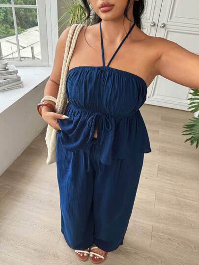 SHEIN EZwear Bộ đồ 2 mảnh dành cho nữ cỡ lớn, màu trơn, gồm áo quây xếp ly và quần ống rộng, kiểu dáng thường ngày.