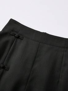 EMERY ROSE Women's Casual Commute Daily Outing Elastic Waist Round Slit Design Chinese Knot Decor Button Shorts - Black - View 4