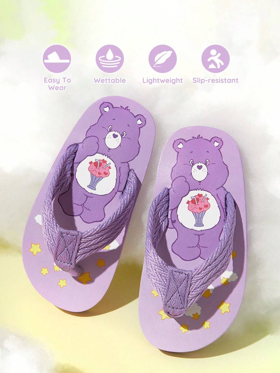 SHEIN X Care Bears Dép xỏ ngón màu hồng hoạt hình dễ thương cho bé gái, chất liệu EVA nhẹ, thích hợp cho hoạt động ngoài trời hoặc đi biển. - Màu tím - Xem 1