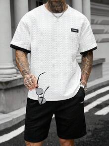 Manfinity CasualCool 男士休閒街頭風 2 件套套裝，黑白紋理布料拼接配色夏季套裝，寬鬆版型短袖 T 恤與短褲，適合城市度假 - 彩色 - 查看 6
