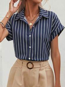 SHEIN Frenchy Áo kiểu nữ, phong cách retro thanh lịch, đa năng, màu xanh navy ấm áp với họa tiết sọc trắng, thích hợp mặc đi biển, đi nghỉ mát, mùa hè. - Nhiều màu - Xem 3
