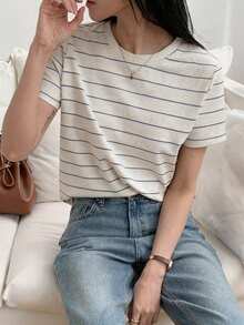 DAZY T-shirt à col rond à manches courtes rayé pour femmes, polyvalent pour les déplacements en été - Beige - Voir 6