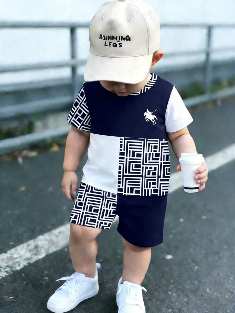 一套幼儿男童格子拼接圆领短袖T恤和短裤休闲套装,藏蓝色,适合夏季、居家、户外、运动、上学穿着 - 彩色 - 查看 1