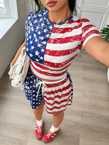 SHEIN EZwear 大尺碼女款美國國旗數位印花星條紋圖案圓領短袖上衣與短褲休閒兩件套 - 彩色 - 查看 2