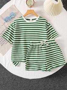 SHEIN 儿童/少女时尚夏季度假休闲浅绿色条纹圆领落肩上衣和系带短裤两件套 - 綠色 - 查看 6