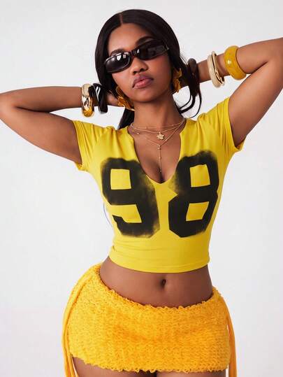 Vadaroq Women's Summer Streetwear Chic Daily Wearnumber Pattern Stretchy Dark Yellow Bustier Notched T-Shirt,Graduation,Party ,Casual,Vacation Top