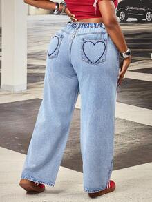 SHEIN CURVE+ Jeans rectos de talle alto con bordado de corazón para mujer de talla grande en azul claro - Lavado ligero - Ver 2