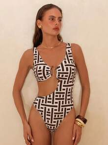 Swim Chiccia 26SS 女士春夏沙滩连衣裙，连体款，优雅浪漫海岛度假风高端艺术几何撞色印花，咖啡色、白色，波西米亚风亚克力金属装饰纽扣，腰部镂空设计，适合夏季度假、海滩、泳池、日常穿着 - 棕色 - 查看 3