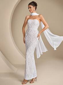 Coutiva Robe de soirée élégante sans bretelles et sans manches avec un design de perles en forme d'éventail et une coupe droite, parfaite pour les événements de printemps/été. Convient pour les anniversaires, les festivals de musique, les tenues d'invités de mariage, les robes de remise des diplômes, les robes de fête de rentrée scolaire et d'autres occasions festives. - Nude - Voir 9