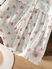 SHEIN Genkimix Kids 女童休閒碎花荷葉邊泡泡袖短袖上衣，適合夏季休閒外出 - 白色 - 查看 5