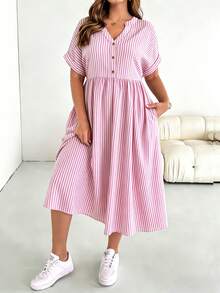 SHEIN Essnce Đầm cỡ lớn dành cho nữ, cổ chữ V, kẻ sọc, có túi và khuy trang trí. - Hồng - Xem 5