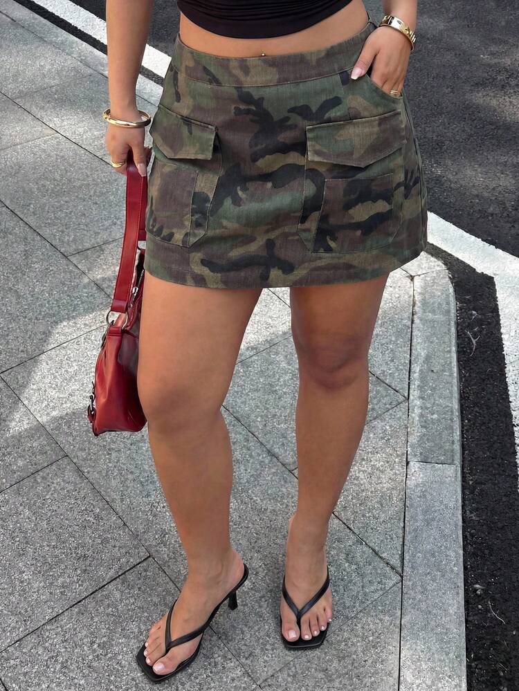 Dazy Plus Plus Size Women Straight Sexy Camouflage Bodycon Mini Skirt, Spring/Summer