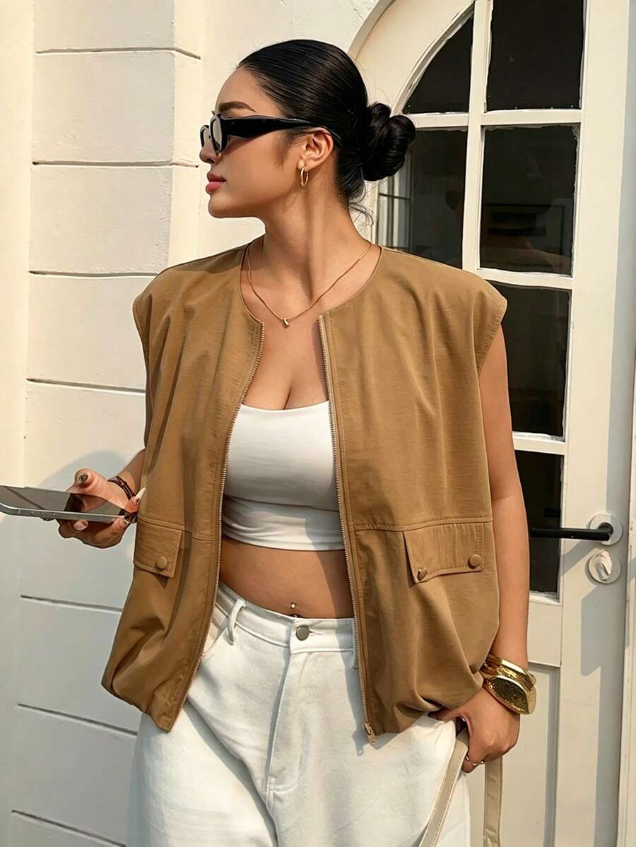 Dazy Plus 夏季新款宽松休闲无袖背心，商务休闲街头风大码女式外套 - 卡其色 - 查看 1