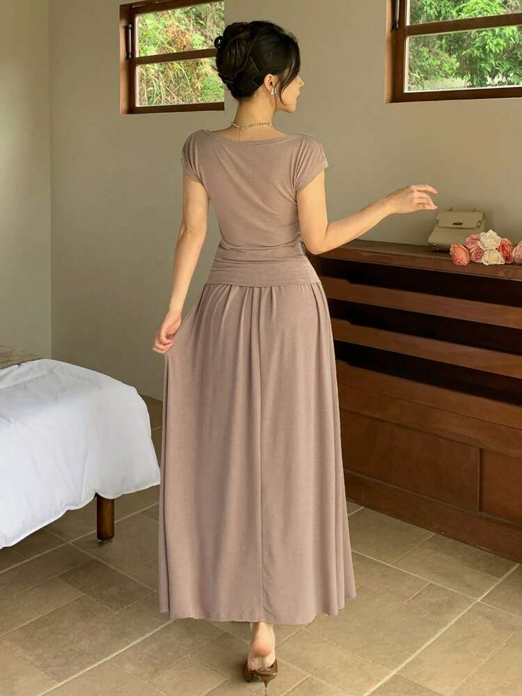 Spring & Summer Grey Off Shoulder Asymmetrical Waist Short Sleeve T-Shirt + Elastic Waist Skirt 2-Piece Set For Women