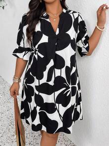SHEIN CURVE+ Đầm ngắn cổ chữ V màu xanh lam và trắng in hoa phong cách Bohemia, size US22, thích hợp cho lễ hội âm nhạc, kỳ nghỉ biển, dành cho nữ. - Đen và trắng - Xem 1