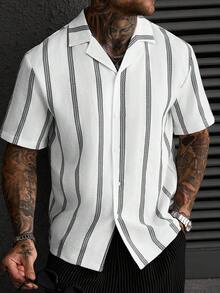 Manfinity CasualCool Áo sơ mi nam tay ngắn kẻ sọc đen trắng, chất liệu vải dệt, kiểu dáng thường ngày, đa năng, thích hợp cho mùa hè. - Nhiều màu - Xem 4