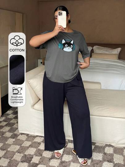 Dazy Plus 2件套休闲卡通印花圆领短袖宽松上衣和长裤睡衣套装，大码女装春夏款