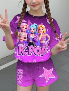 少女休闲卡通女孩肖像，鲜艳渐变色，K-Pop 超级明星卡通女团印花，圆领短袖T恤和短裤两件套，适合夏季穿着 - 彩色 - 查看 2