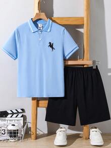 SHEIN 2件套儿童青少年男童舒适休闲度假风半拉链领宽松短袖蓝色Polo衫和黑色短裤运动套装，Y2K套装 - 彩色 - 查看 3