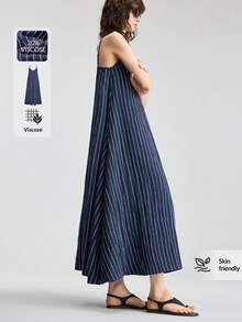 Ontre 2026春夏新款女士长款宽松连衣裙，条纹梭织面料，藏青色和靛蓝色，简约优雅的都市时尚吊带连衣裙，饰有褶裥设计，A字型可调节搭扣，适合外出、度假、节日、浪漫约会、独立日、婚礼、办公室、教师节、返校季等场合，时尚百搭长裙 - 藏蓝色 - 查看 5