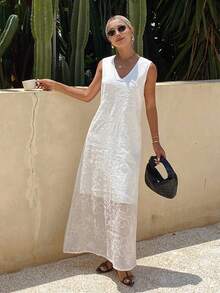 Livesso Sleeveless V-Neck Textured Fabric Women Tank Top - White - View 5