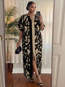 SHEIN Lady CURVE Modern Plus Size Multicolor Abstract Pattern Maxi Dress With V Neck For Resort Wear Women - Multicolor - View 1