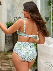 Swim Mod 2026 New Summer Beach Vacation Elegant Sweet Abstract Tie Dye Print Twist Front Plus Size Swimwear Set - Multicolor - View 2