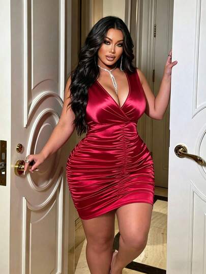 NU&NOW Plus Size Sexy Solid Color Ruched Bodycon Sleeveless Dress