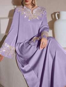 Al Najma Đầm thanh lịch dáng rộng cổ chữ V đính họa tiết thời trang - Màu tím - Xem 7
